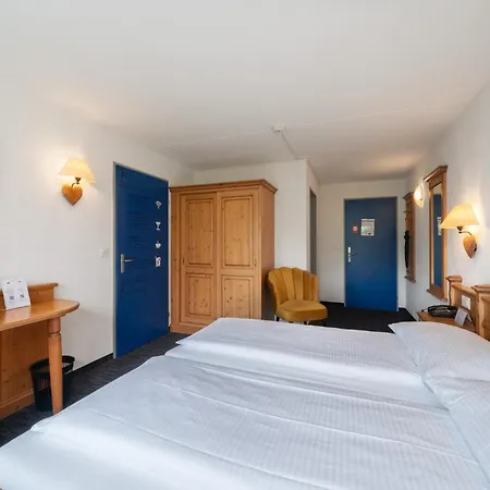 Готель Jungfrau Lodge, Annex Crystal 3*