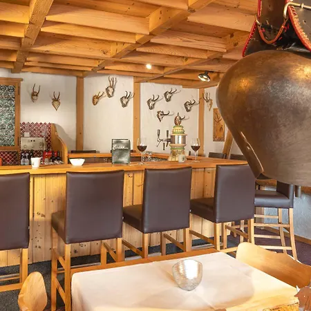 Jungfrau Lodge, Annex Crystal Hotel