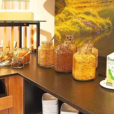 Jungfrau Lodge, Annex Crystal Hotel 3*