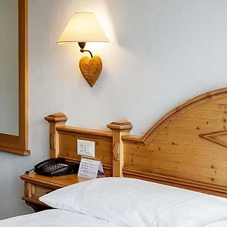 Jungfrau Lodge, Annex Crystal Hotel 3*