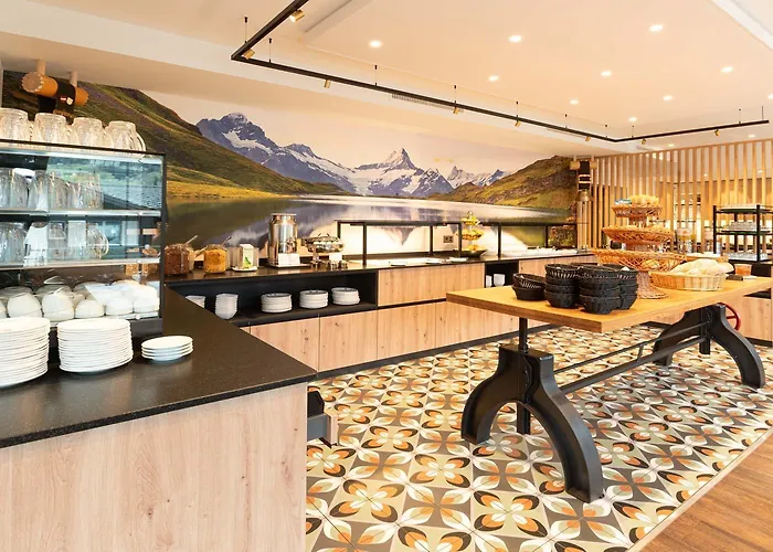 Jungfrau Lodge, Annex Crystal Hotel