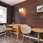 Jungfrau Lodge, Annex Crystal Γκρίντελβαλντ